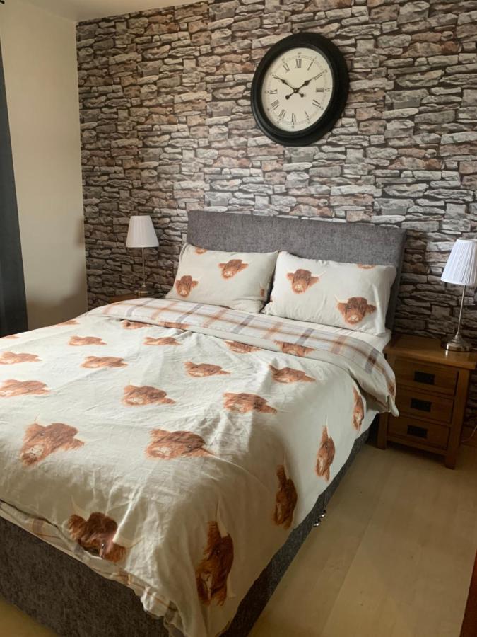 No 52 - Apartment With Lounge And Dining Area - No Kitchen اولابول المظهر الخارجي الصورة